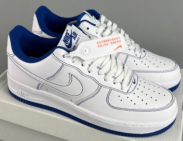 Women Air Force 1 077